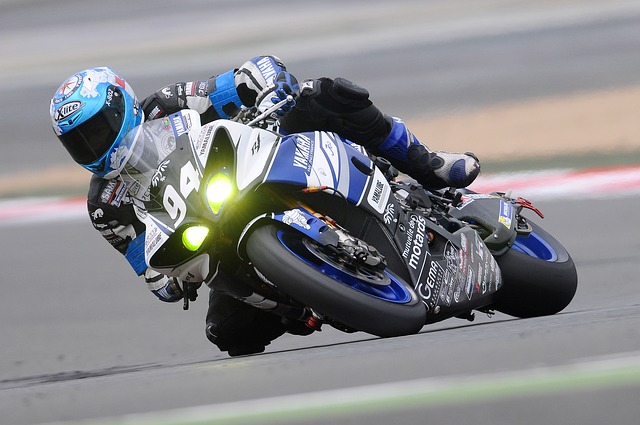 Wyścigi motocyklowe – na czym polega ten sport?