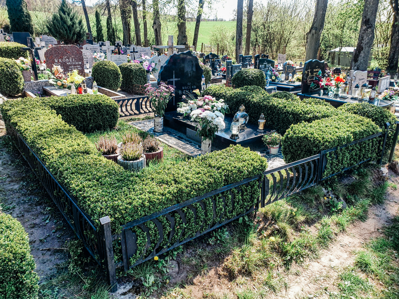 Uroczystości pogrzebowe – jak się przygotować na obrzędy pogrzebu?