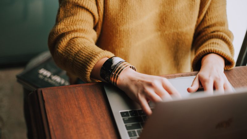 Szukasz pracy weekendowej? 7 propozycji na pracę dodatkową
